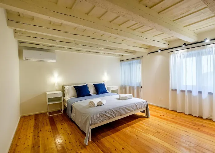 Maisonette